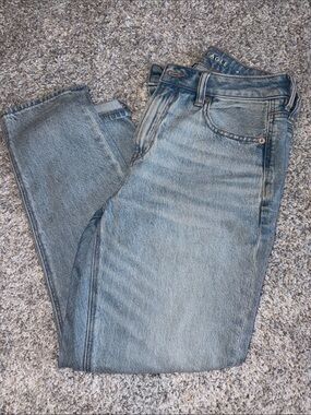American Eagle Outfitters Light Wash Straight Leg Jeans - Women's